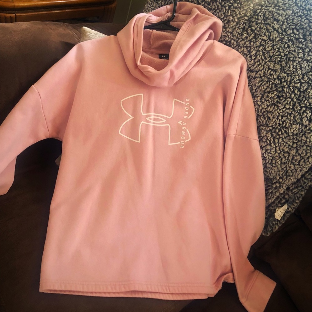 Women’s Under Armour Sweater!